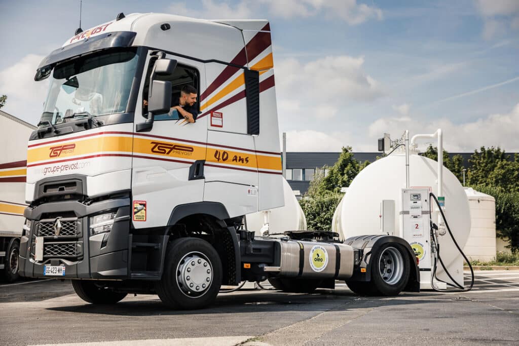 camion groupe prévost roulant au B100